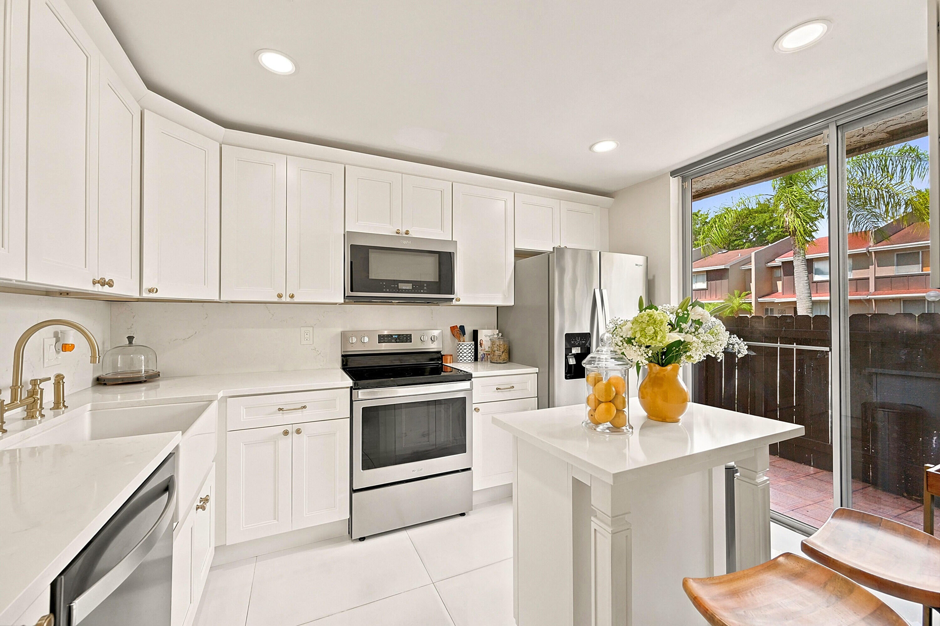 1227 Sussex Drive, North Lauderdale FL 33068
