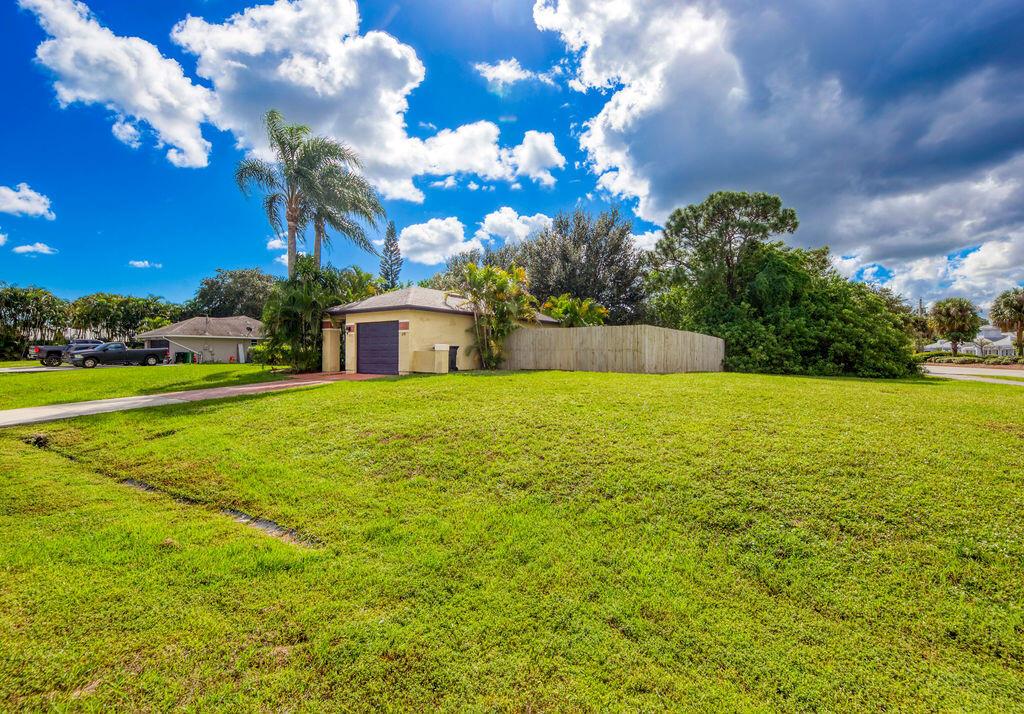 PORT ST LUCIE SECTION 28 - Residential