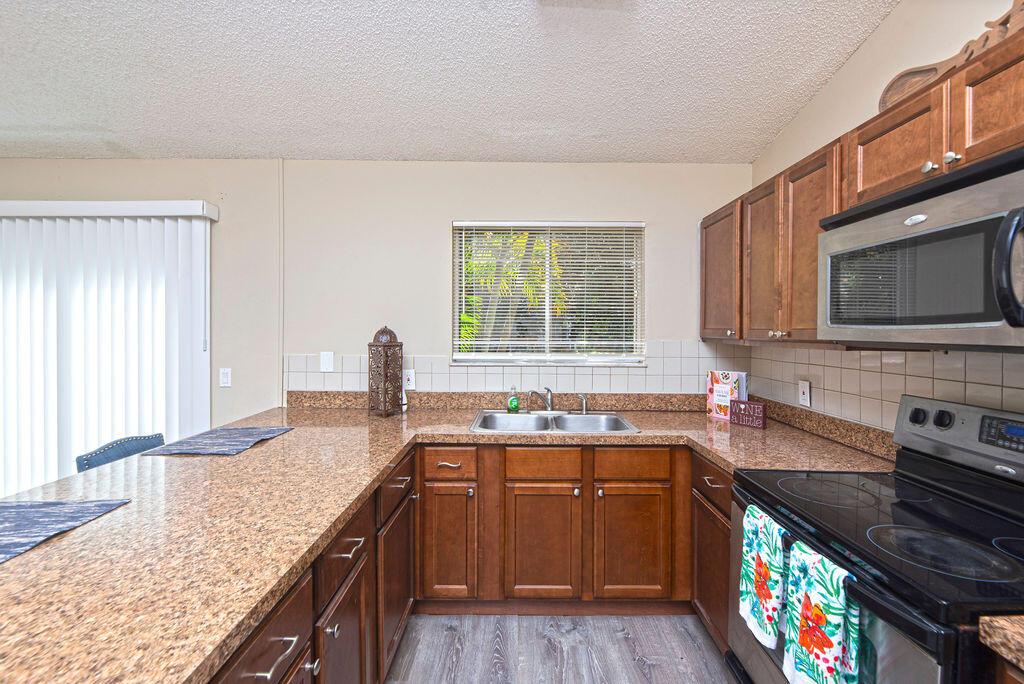 PORT ST LUCIE SECTION 28 - Residential