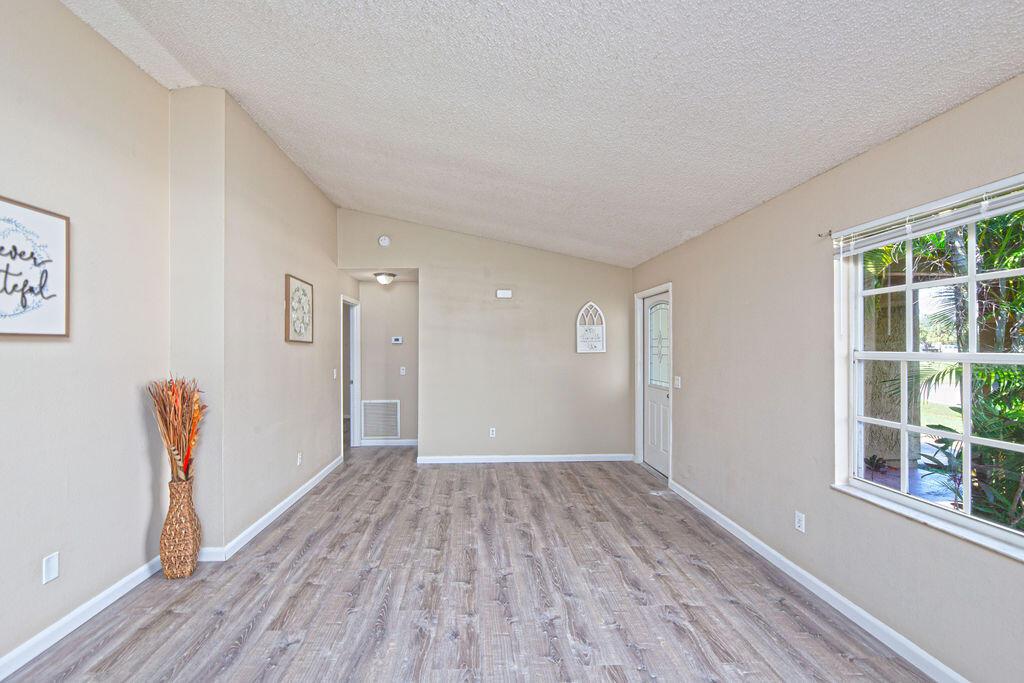 PORT ST LUCIE SECTION 28 - Residential