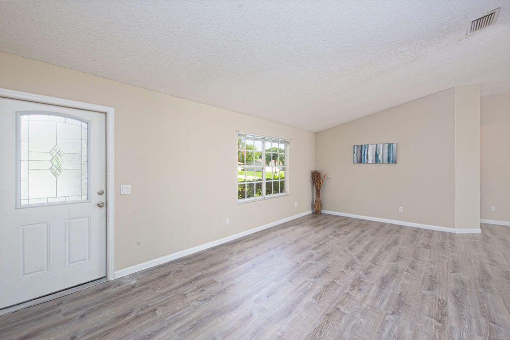 PORT ST LUCIE SECTION 28 - Residential