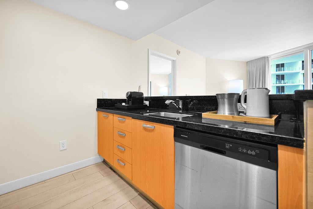 Q Club Resort & Residence - Residential