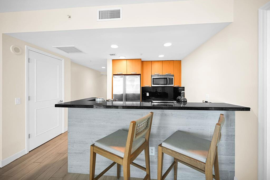 Q Club Resort & Residence - Residential