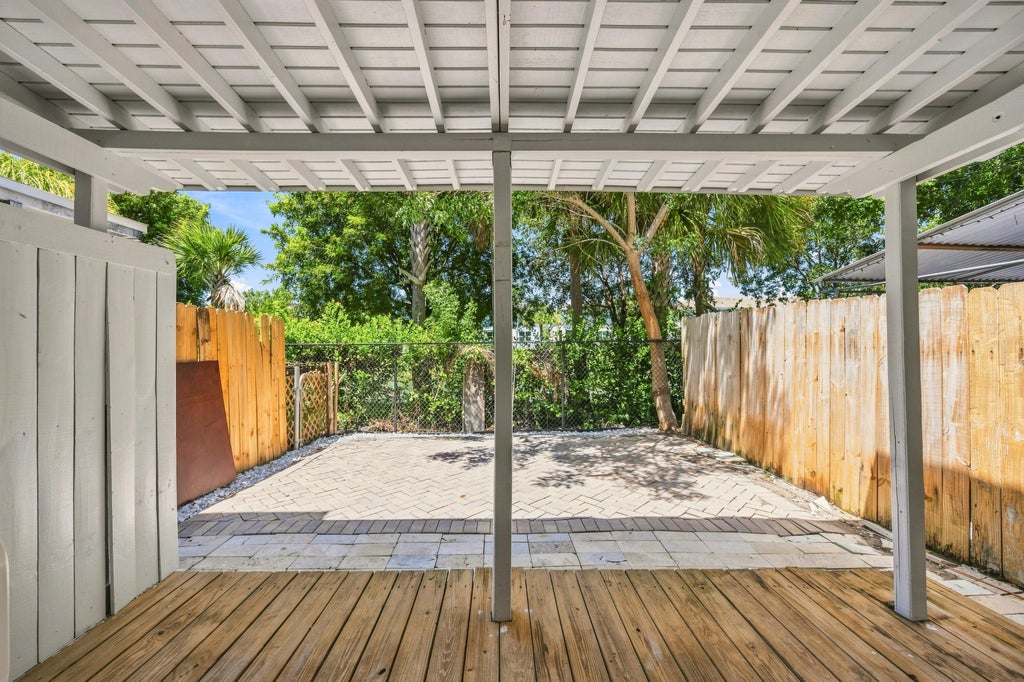 Photo of 4161 NW 9TH Avenue #5, Deerfield Beach, FL 33064 (MLS # B26066373)