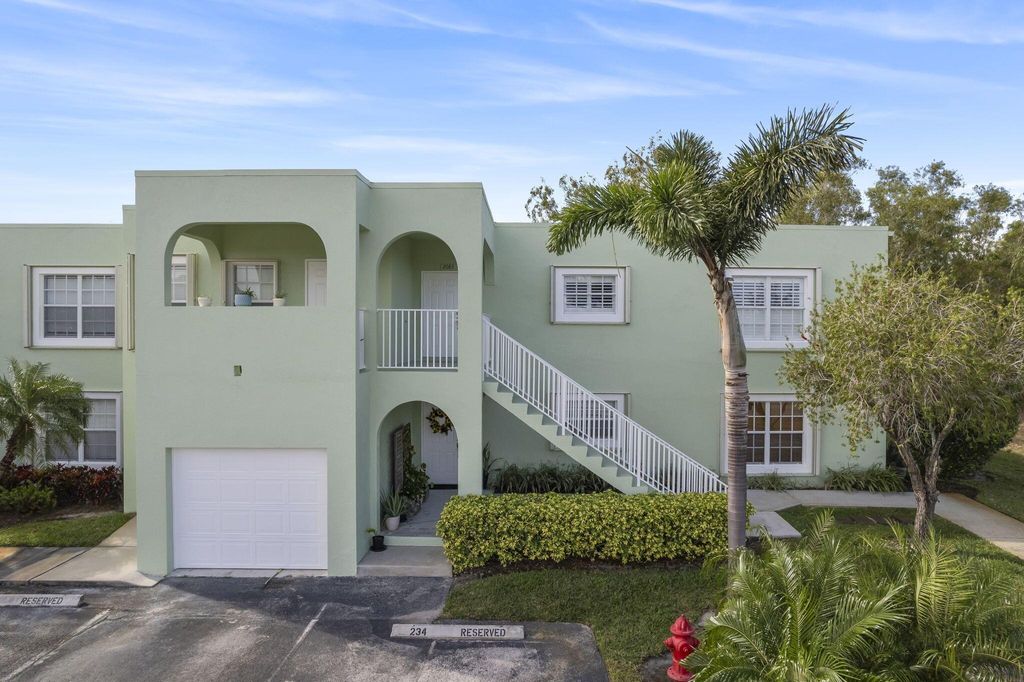 Photo of 2083 SE Wild Meadow Circle, Port Saint Lucie, FL 34952 (MLS # R10954494)