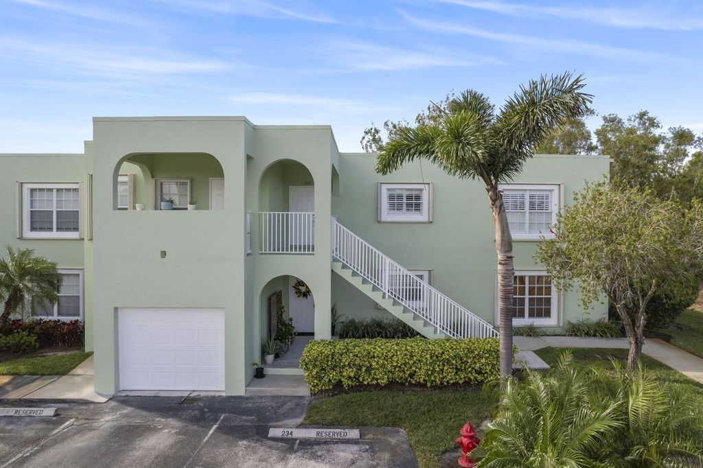 Photo of 2083 SE Wild Meadow Circle, Port Saint Lucie, FL 34952 (MLS # R10954494)