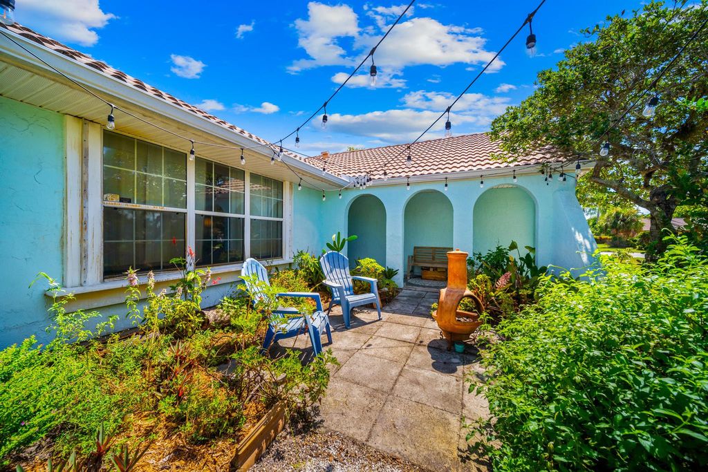 Photo of 1897 SE Greendon Avenue, Port Saint Lucie, FL 34952 (MLS # R11007897)