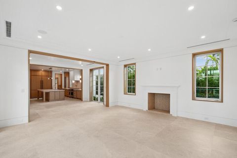 Tiny photo for 125 Worth Court N, West Palm Beach, FL 33405 (MLS # B26036772)