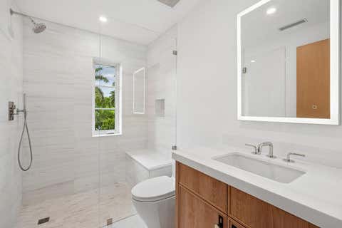 Tiny photo for 125 Worth Court N, West Palm Beach, FL 33405 (MLS # B26036772)