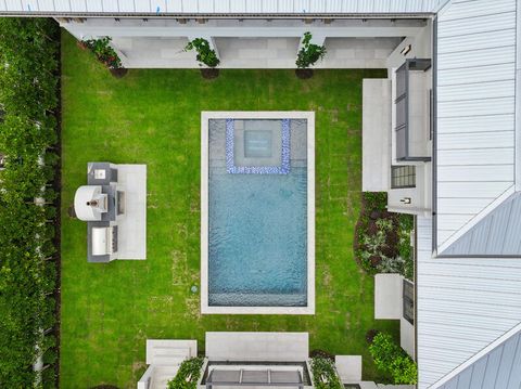 Tiny photo for 125 Worth Court N, West Palm Beach, FL 33405 (MLS # B26036772)