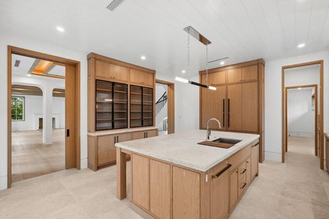 Tiny photo for 125 Worth Court N, West Palm Beach, FL 33405 (MLS # B26036772)