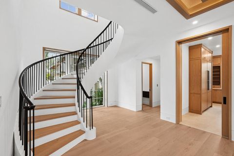 Tiny photo for 125 Worth Court N, West Palm Beach, FL 33405 (MLS # B26036772)