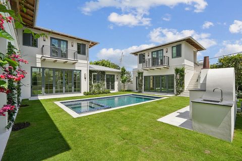 Tiny photo for 125 Worth Court N, West Palm Beach, FL 33405 (MLS # B26036772)