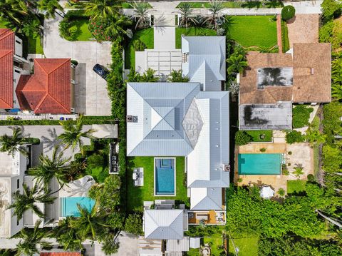 Tiny photo for 125 Worth Court N, West Palm Beach, FL 33405 (MLS # B26036772)