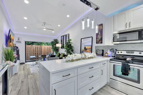 2320 NW 37th Avenue D-29 Coconut Creek FL 33066