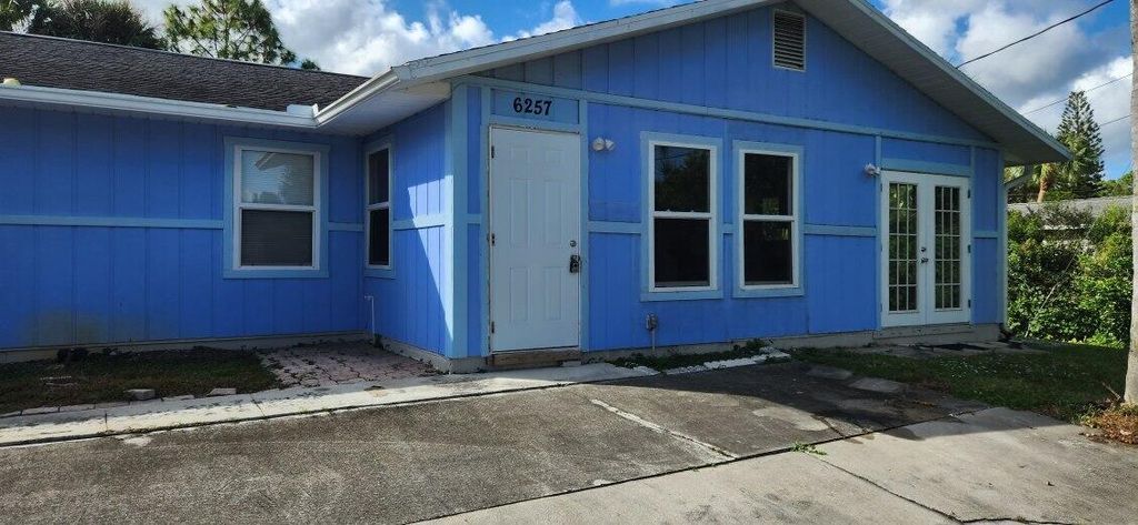 Photo of 6257 Kendrick Street, Jupiter, FL 33458 (MLS # R11039514)