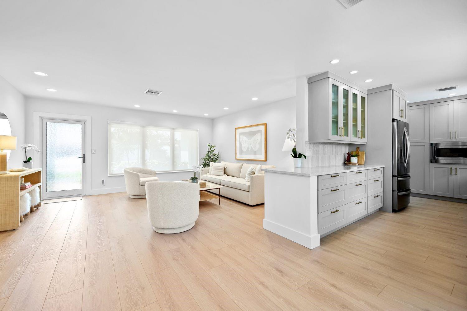 4420 NE 16th Ter