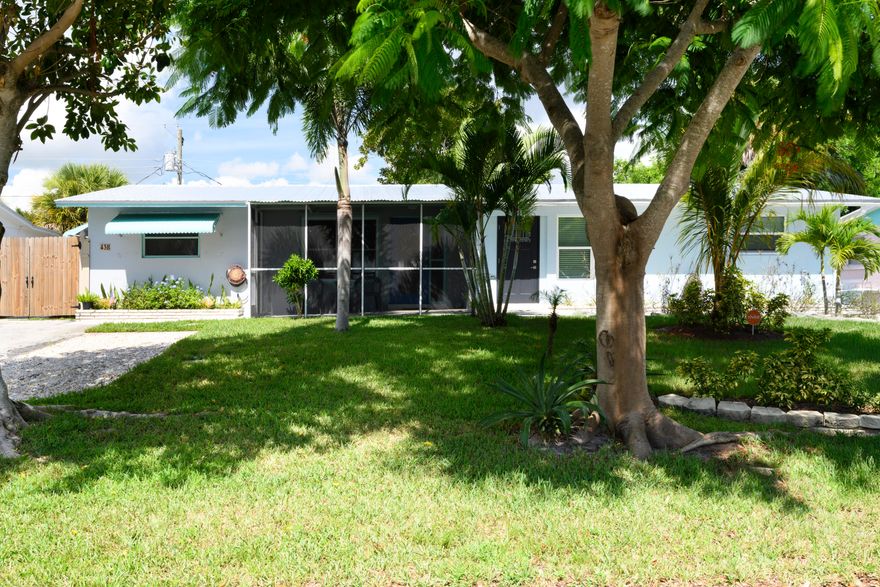 Don't miss this move in ready slice of paradise, perfectly located between quaint downtown Stuart and the breathtaking beaches.  NO HOA, new roof, newer A/C w/ HALO system, on-demand hot water, updated kitchen, beautiful custom built-in lighted closets and highly sought after terrazzo flooring in super condition.  The open layout flows to a screened patio & tropical, fenced yard w/ shed. Side yard fits boat/RV. Optional Sable Club boat ramp & slips. 1/2 of duplex. Low-overhead, easy-care home in prime condition and location!  Do not miss this immaculate gem!