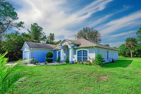 A home in Port St Lucie