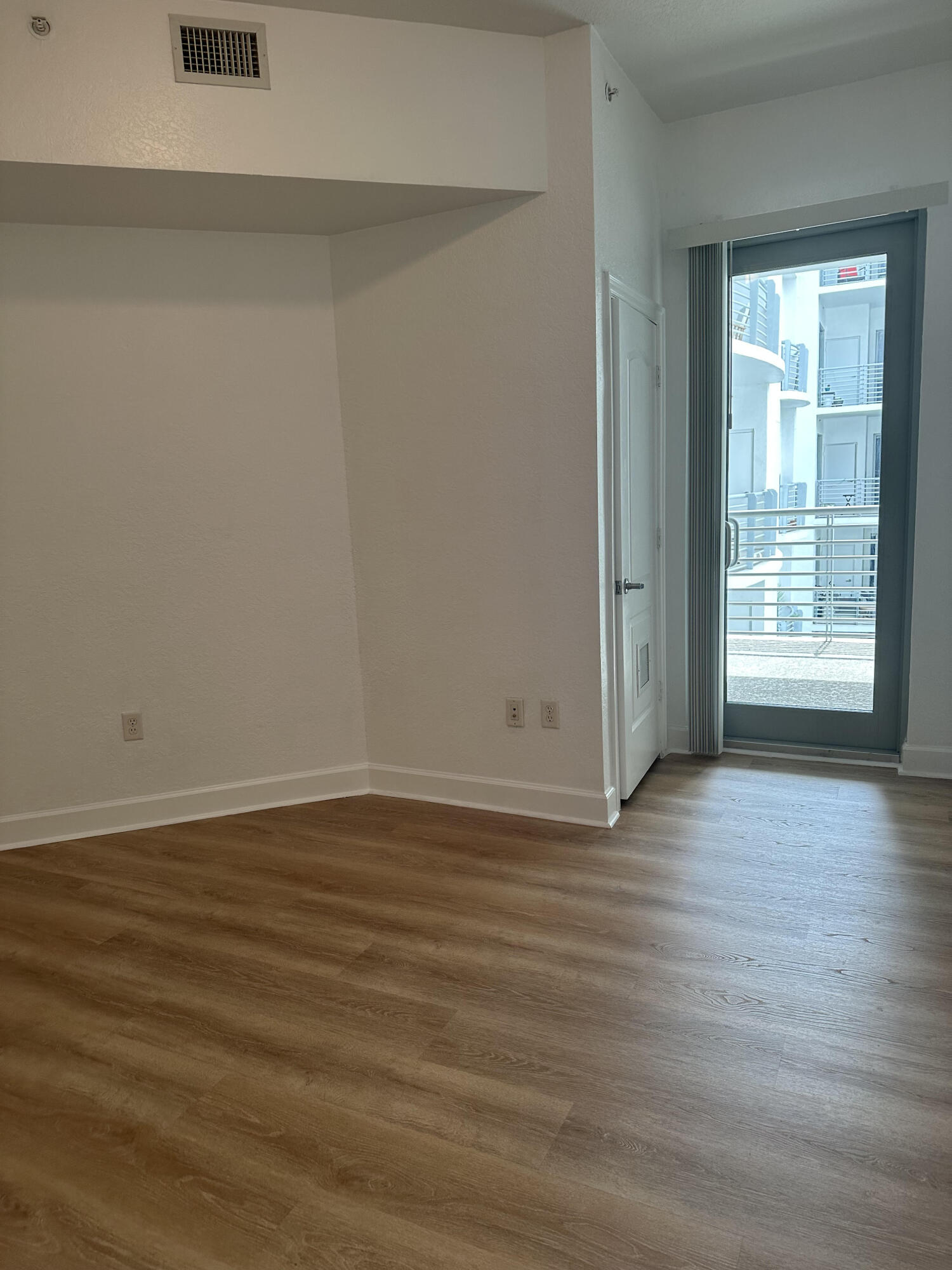 1830 Radius Drive 1220