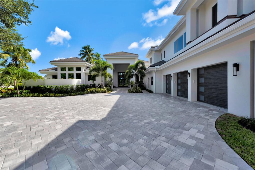 ADMIRALS COVE PAR E - Residential