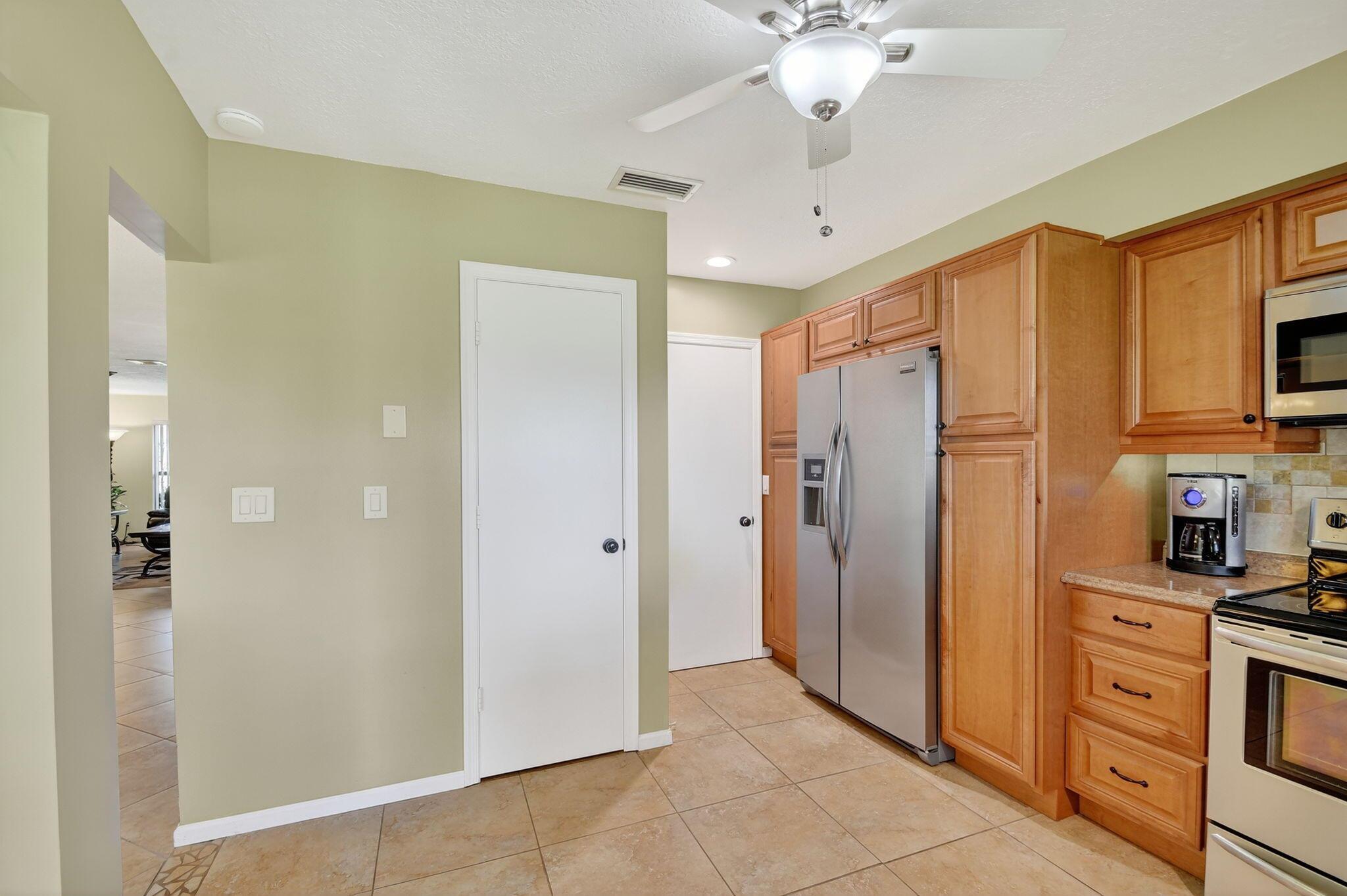 GREENTREE VILLAS CONDO - Residential