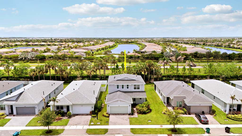 Photo of 11621 SW LYRA Drive, Port Saint Lucie, FL 34987 (MLS # B26055527)