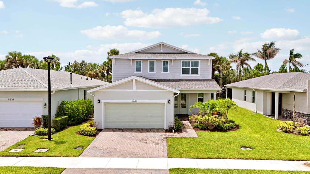 Photo of 11621 SW LYRA Drive, Port Saint Lucie, FL 34987 (MLS # B26055527)