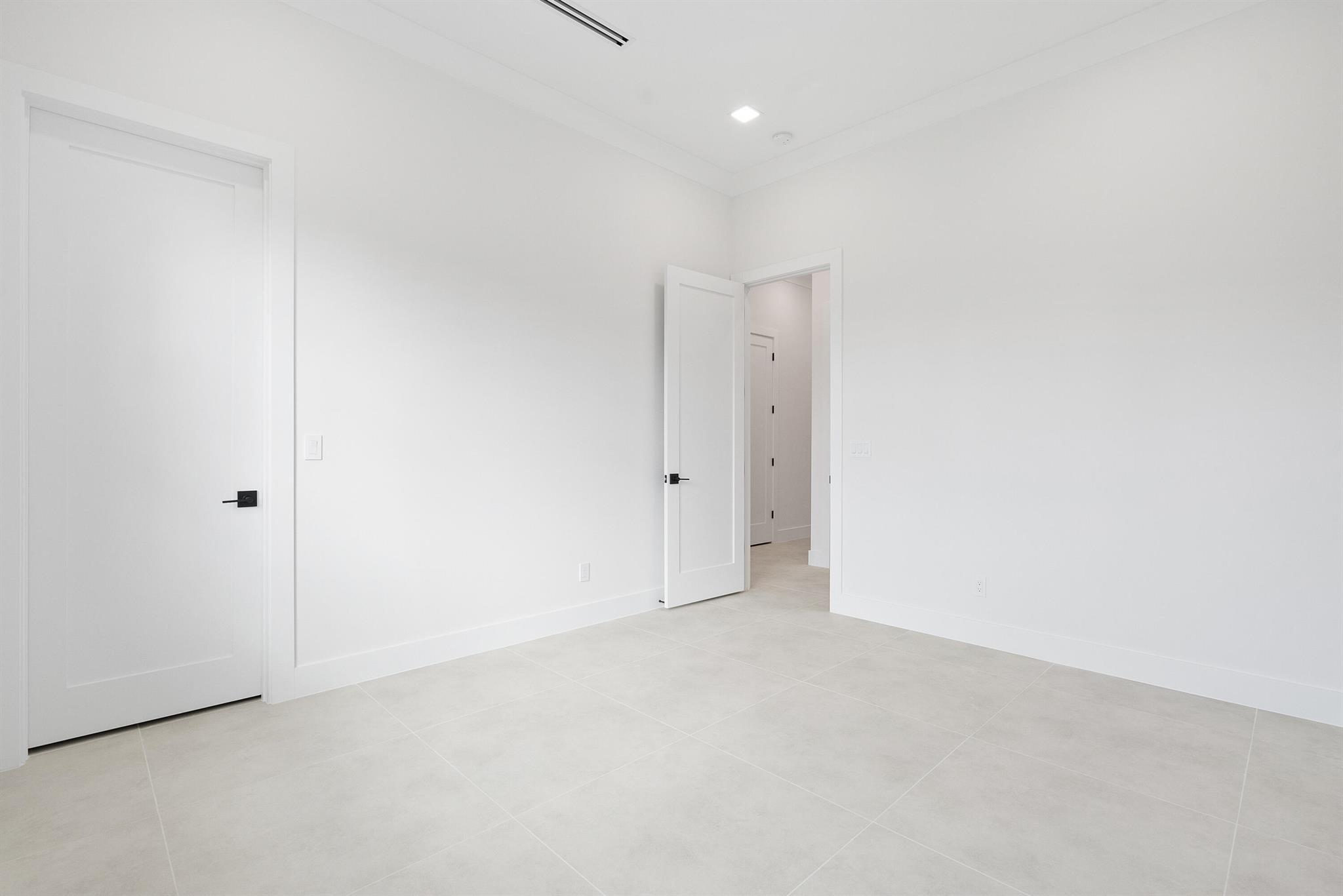 Tesoro Club - Residential