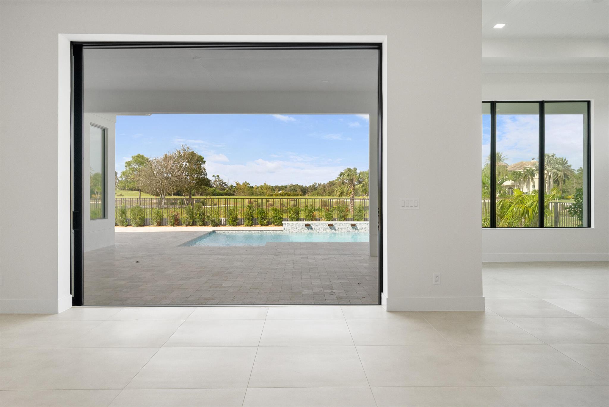Tesoro Club - Residential