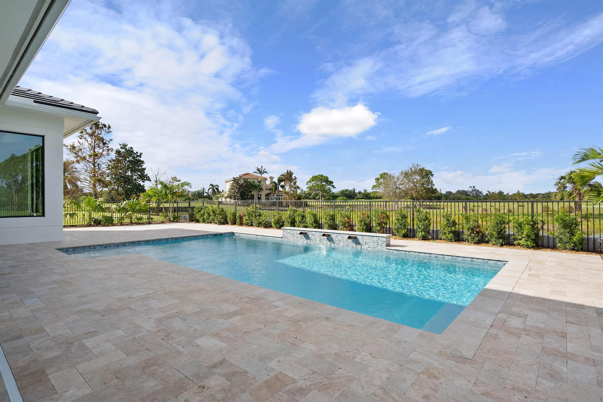 Tesoro Club - Residential