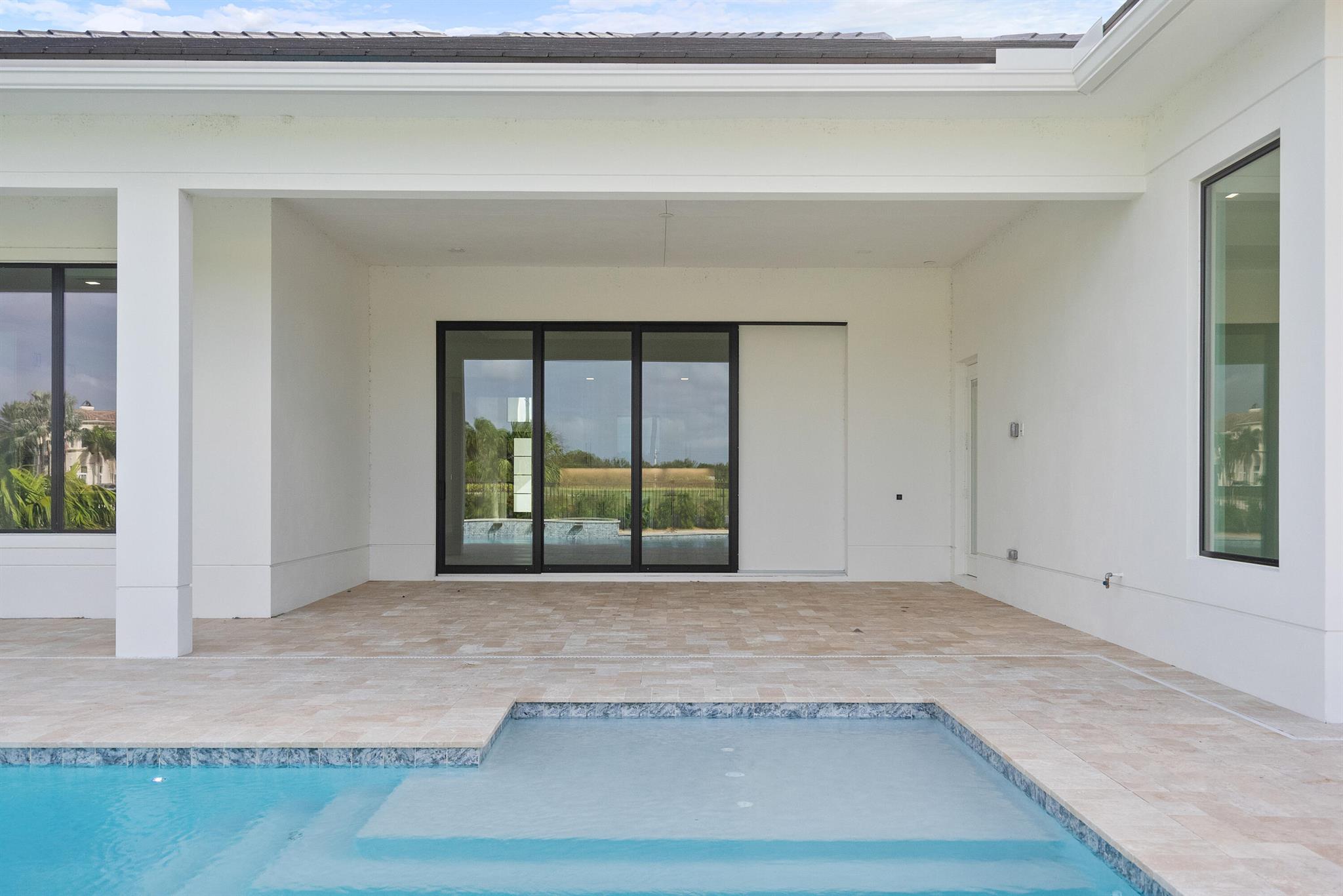 Tesoro Club - Residential