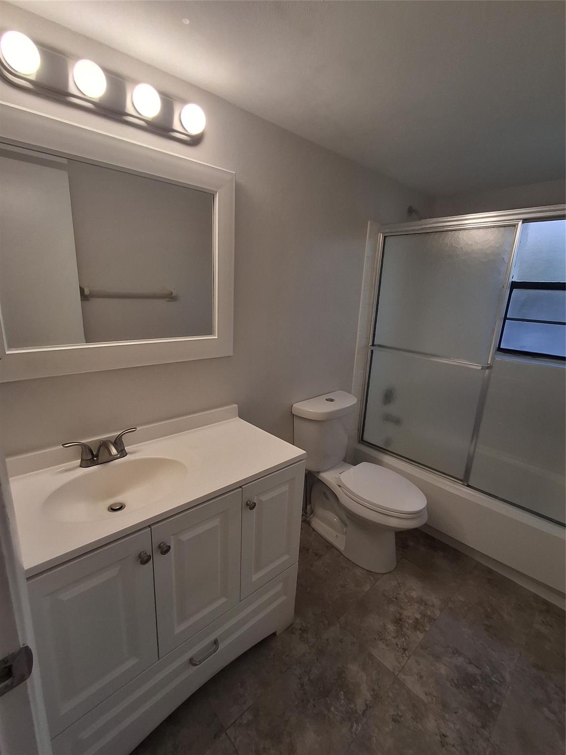 Villas Of Riverside - Residential Lease