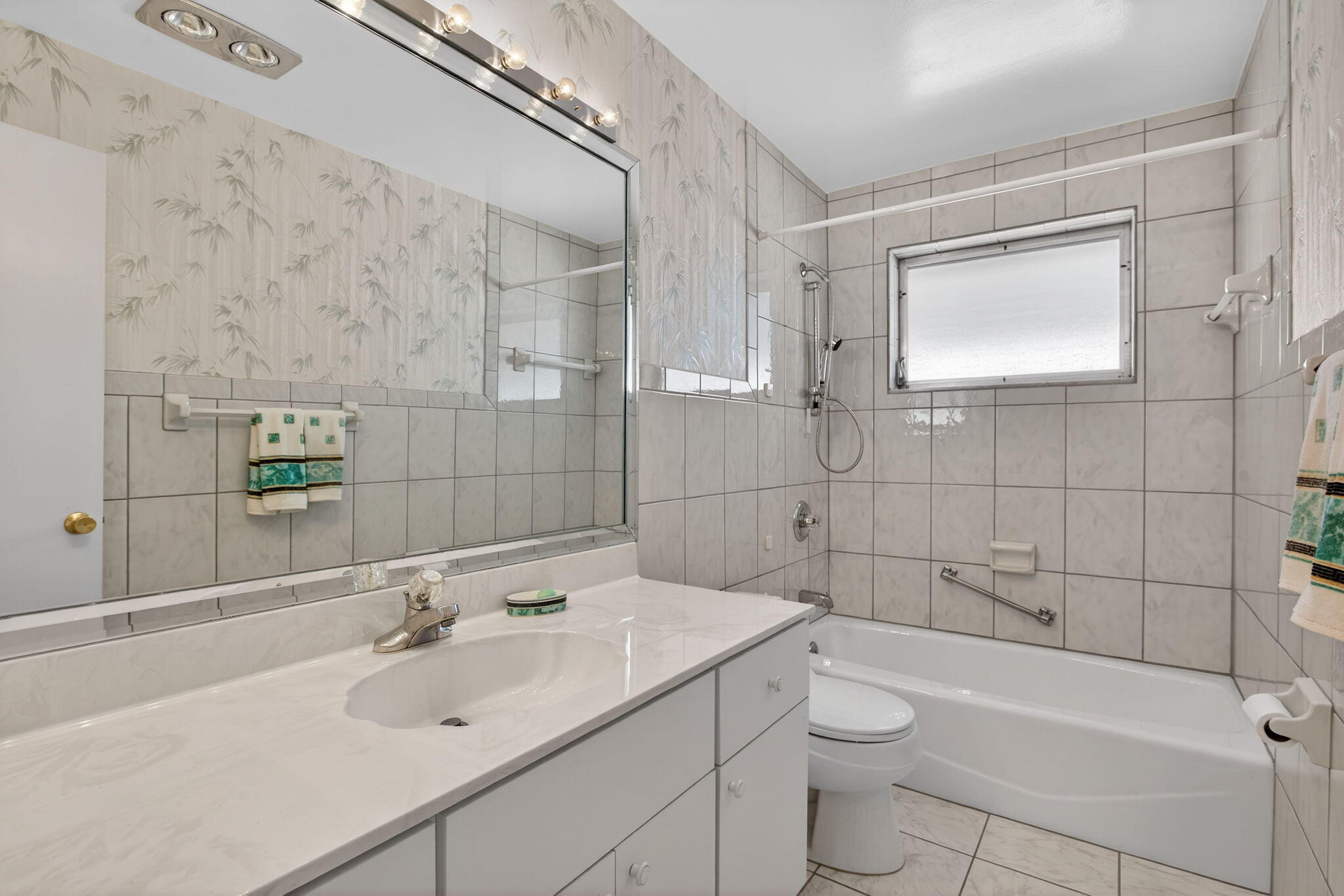 LEISUREVILLE SECOND SEC - Residential