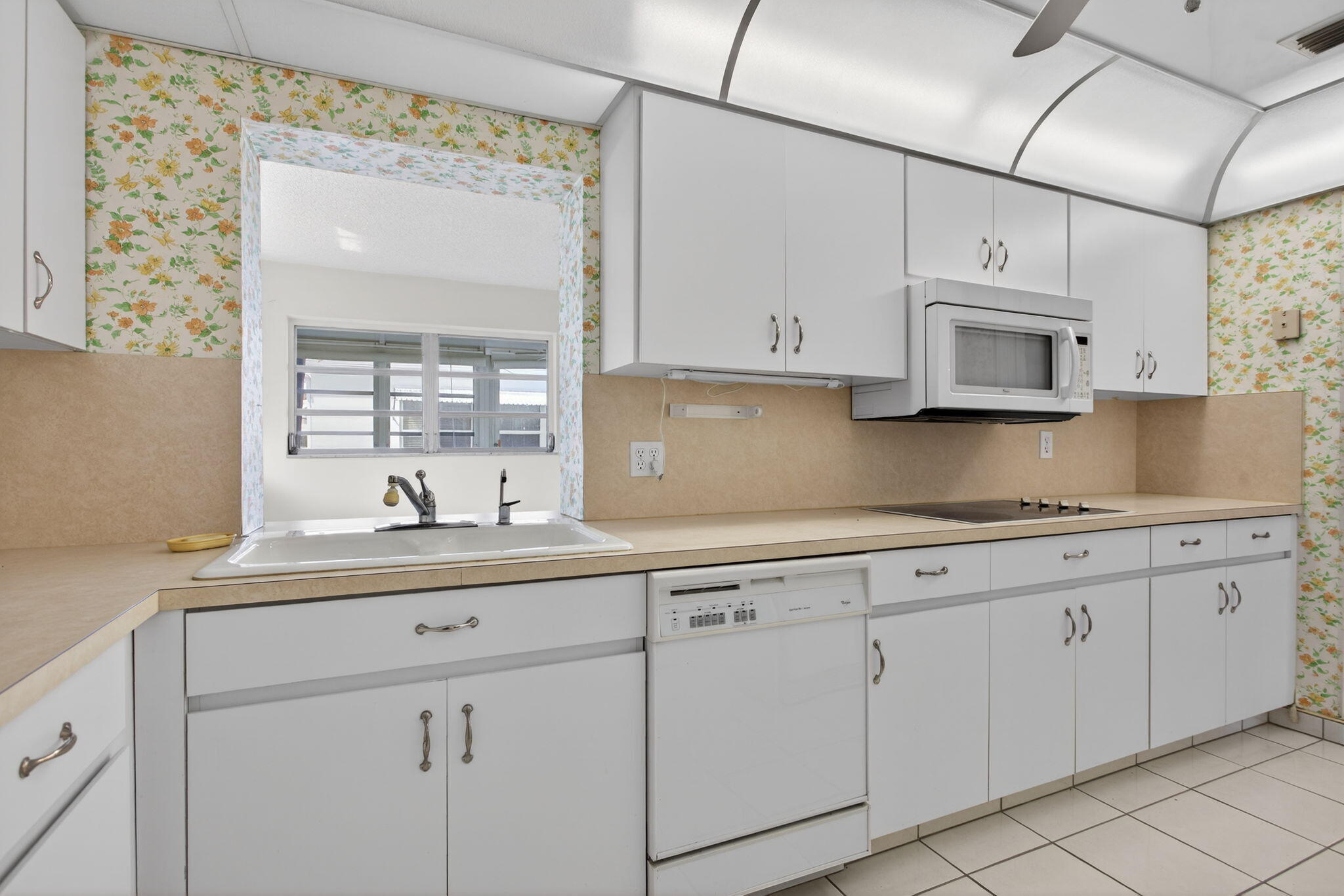 LEISUREVILLE SECOND SEC - Residential