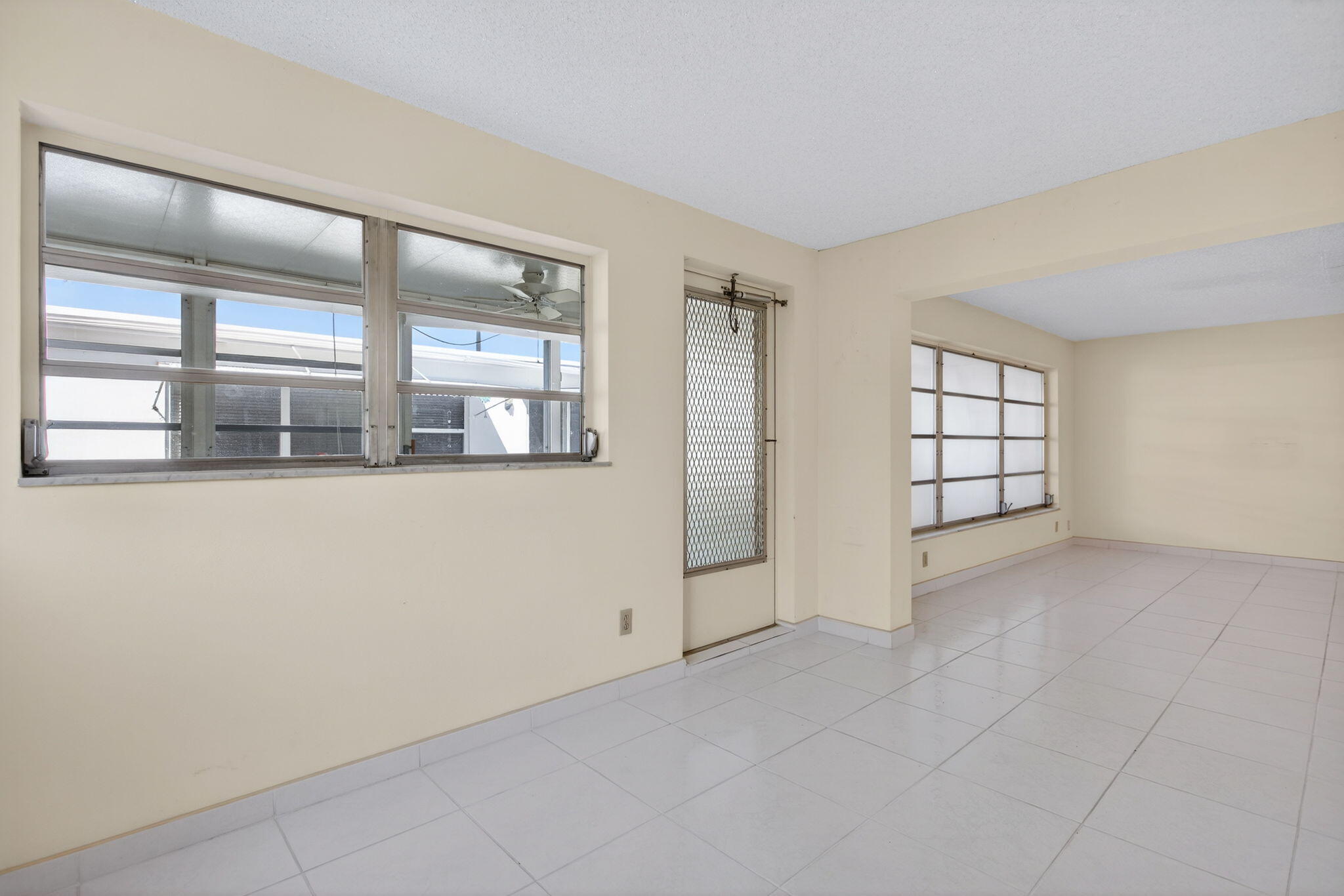 LEISUREVILLE SECOND SEC - Residential