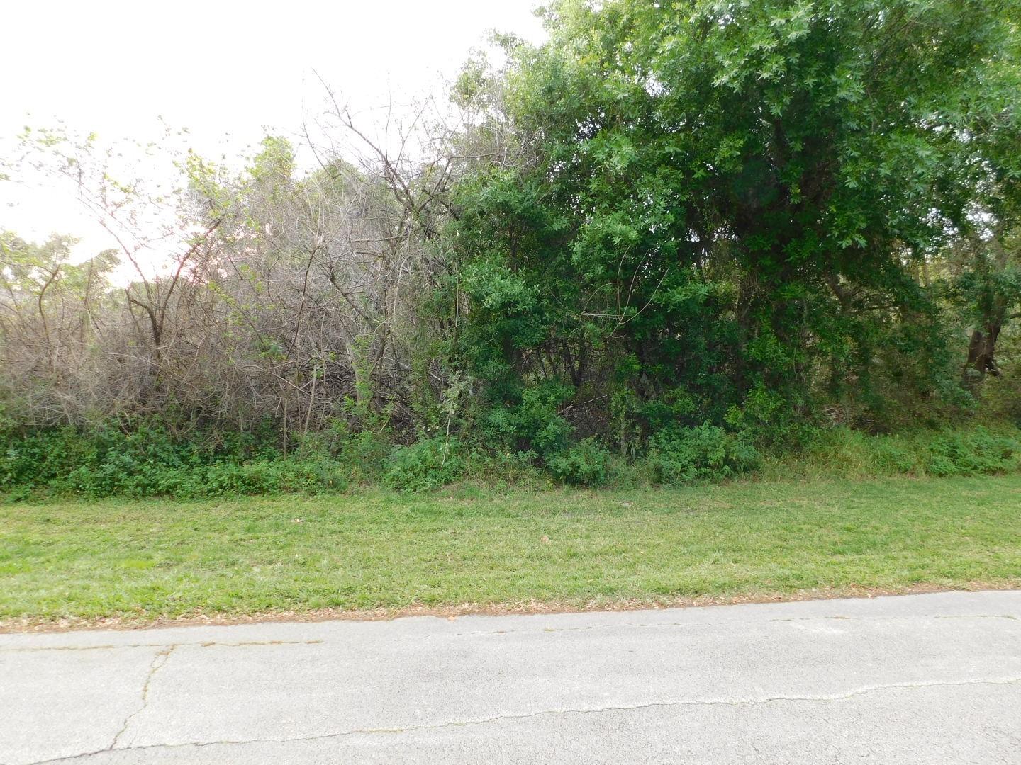 PORT ST LUCIE SECTION 8 - Land