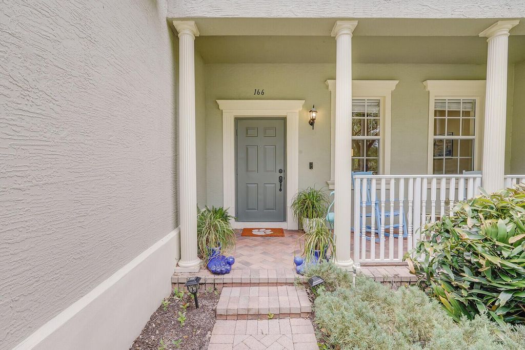 Photo of 166 W Thatch Palm Circle, Jupiter, FL 33458 (MLS # R11003290)