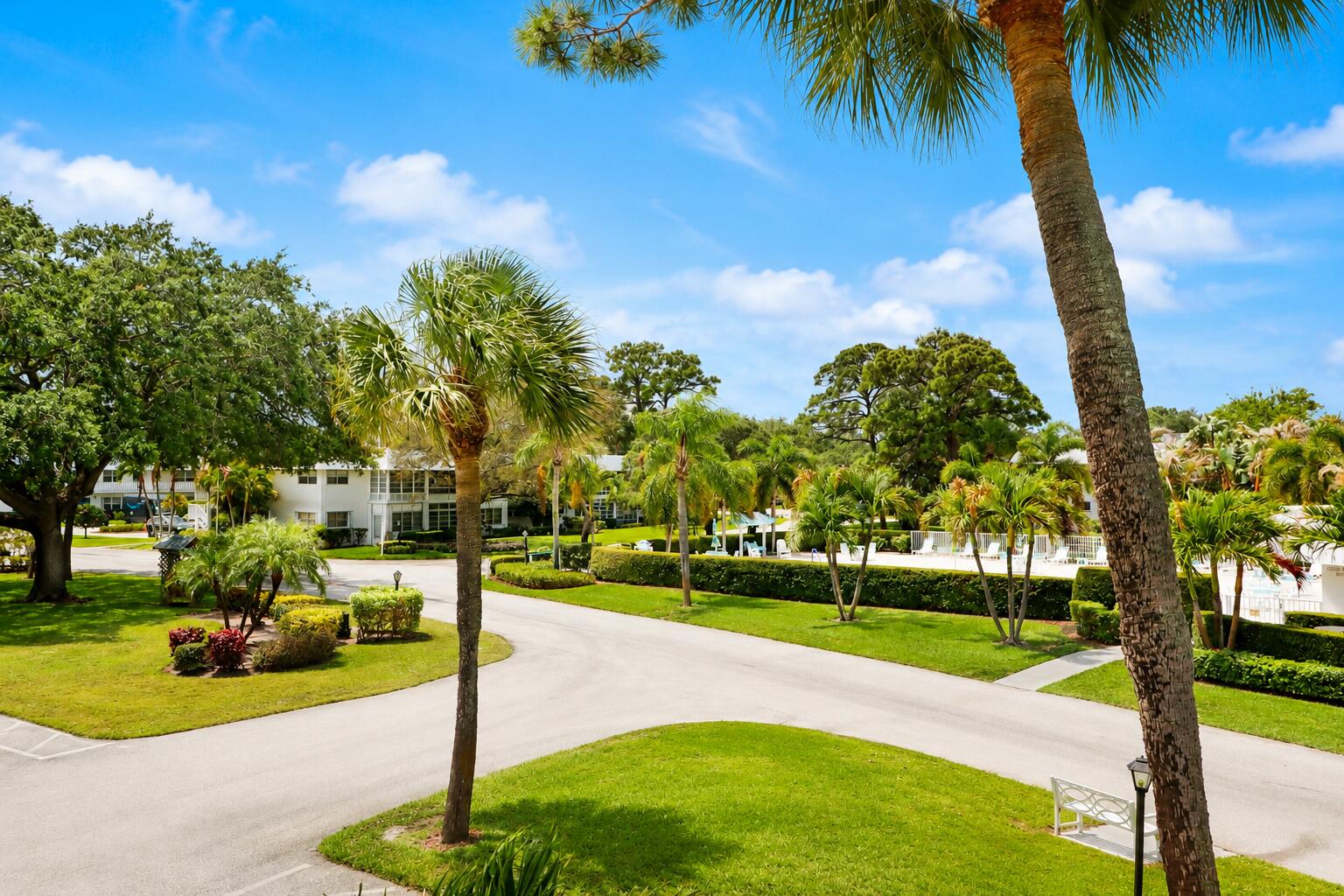 CEDAR POINTE CONDO - Residential