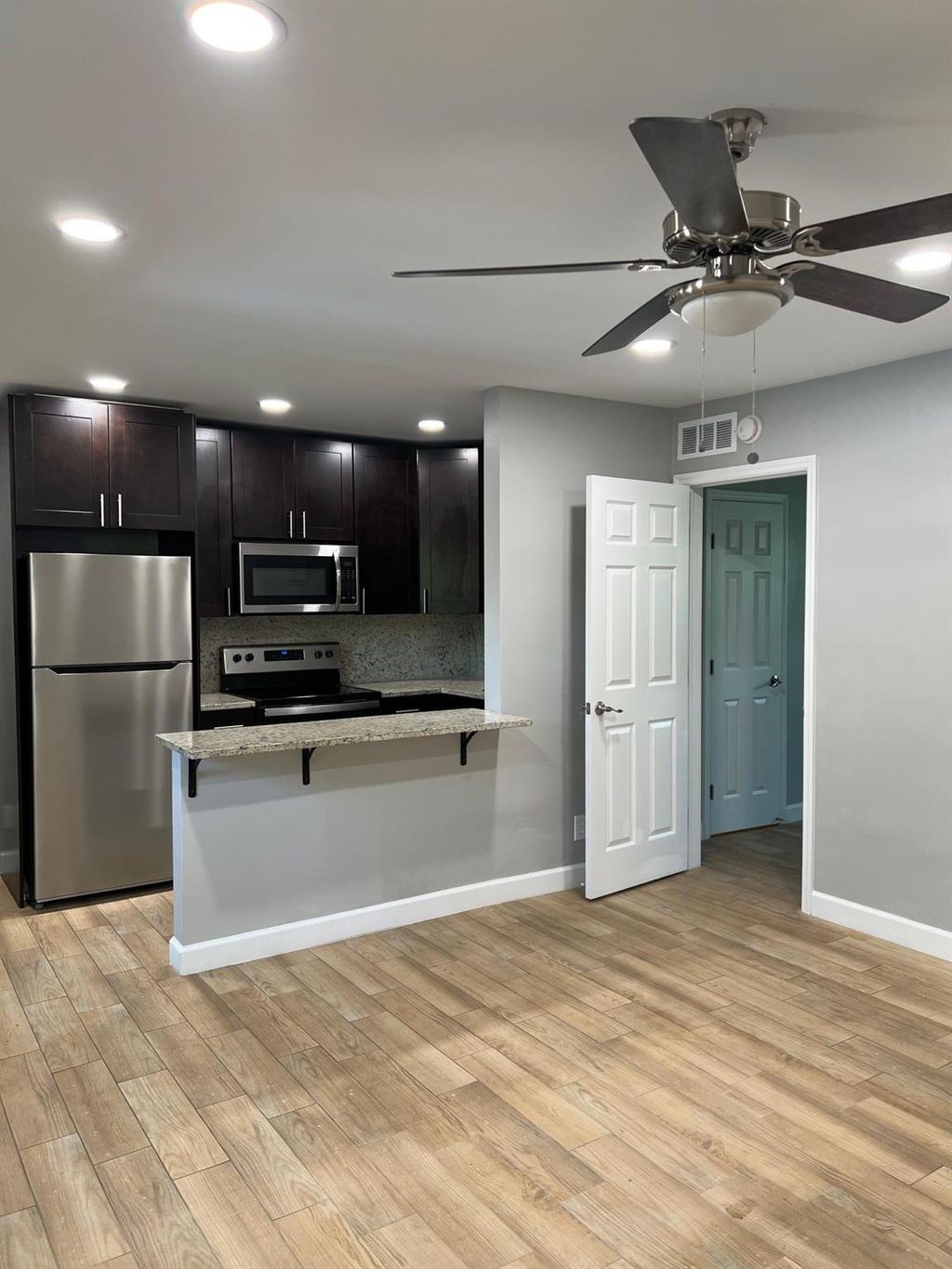 Photo of 2016 NE 17th Court #7, Fort Lauderdale, FL 33305 (MLS # F10529818)