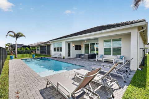Property photo of 11758 Sw Coral Cove Parkway, Port St Lucie, FL 34987