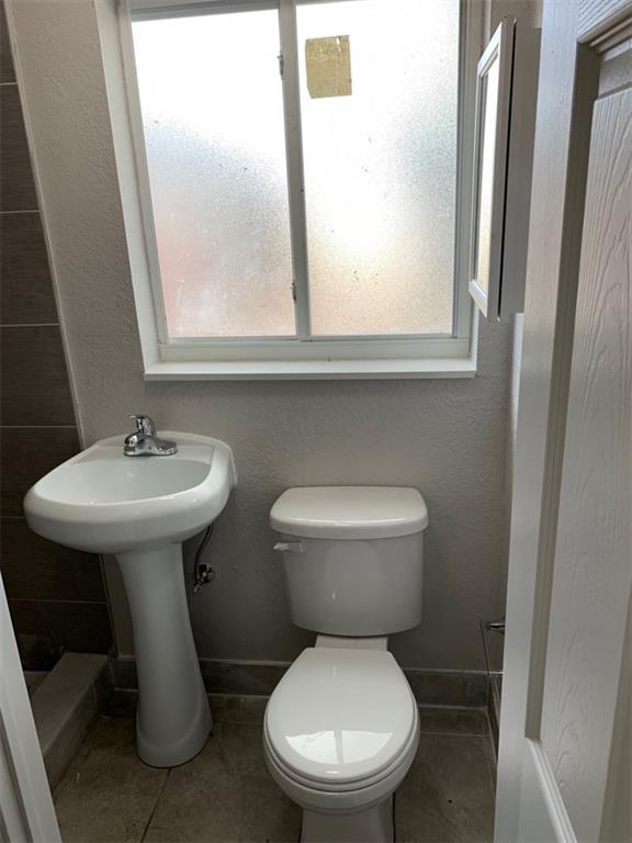 Dupont Add - Residential Lease