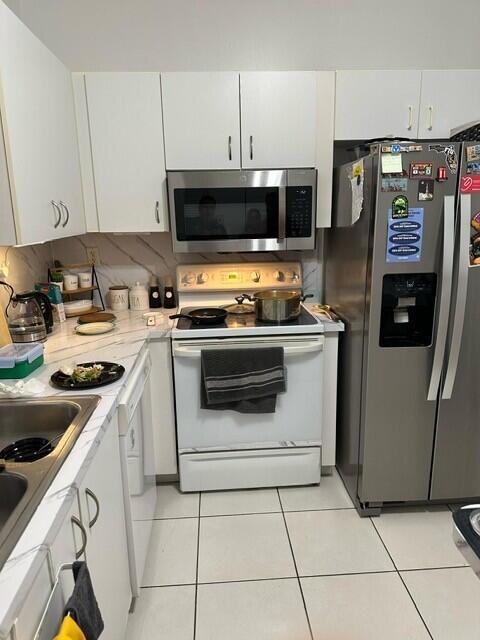 LAGO LINDO TOWNVILLAS CON - Residential