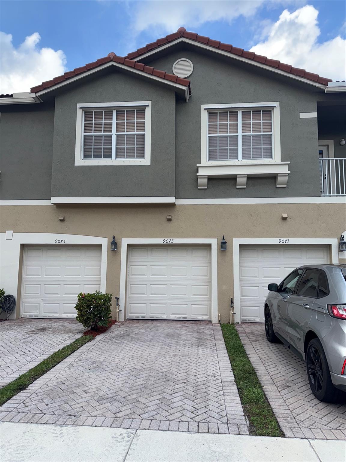 Hampton Hills Condo - Residential Lease