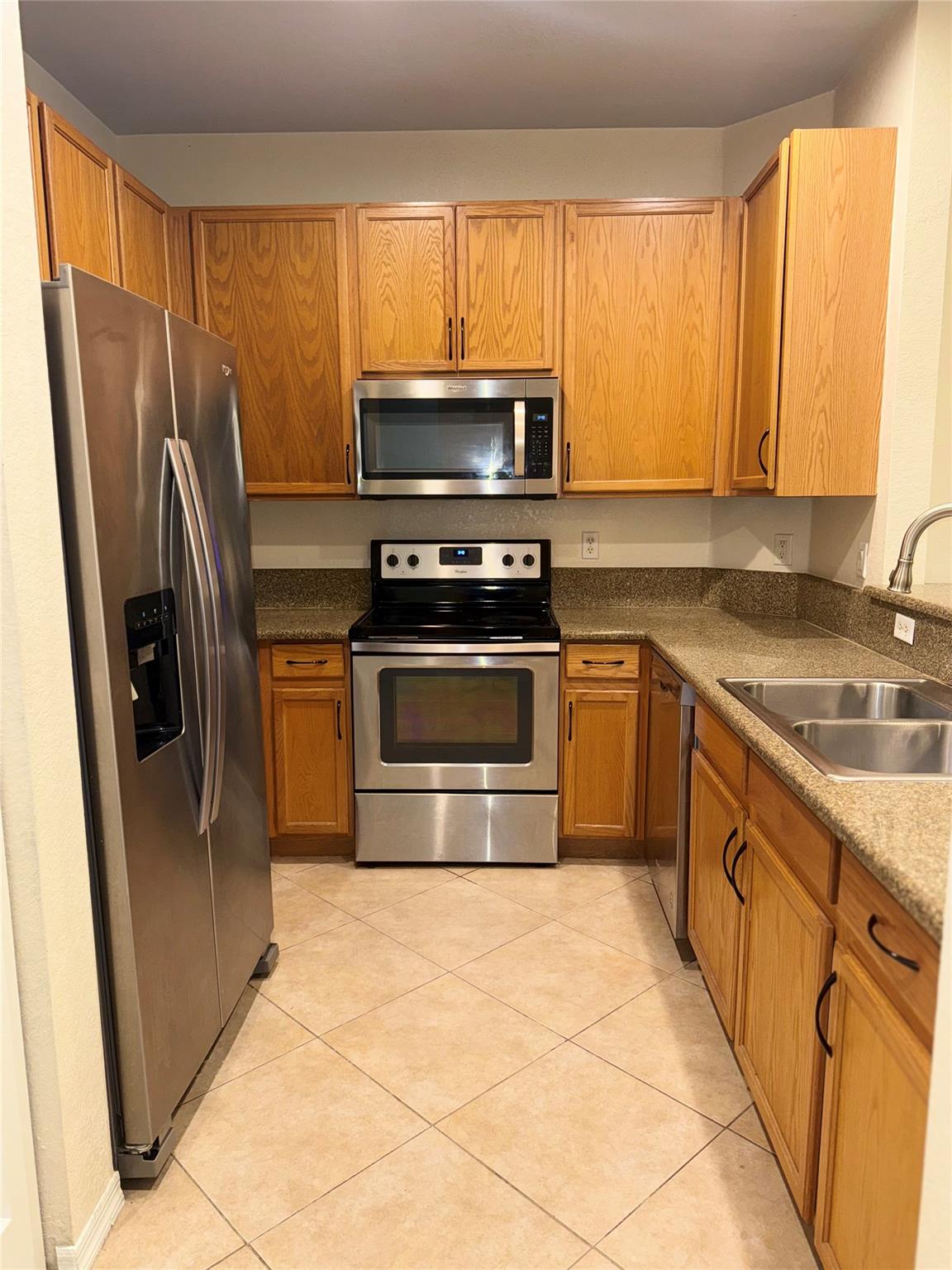 Hampton Hills Condo - Residential Lease