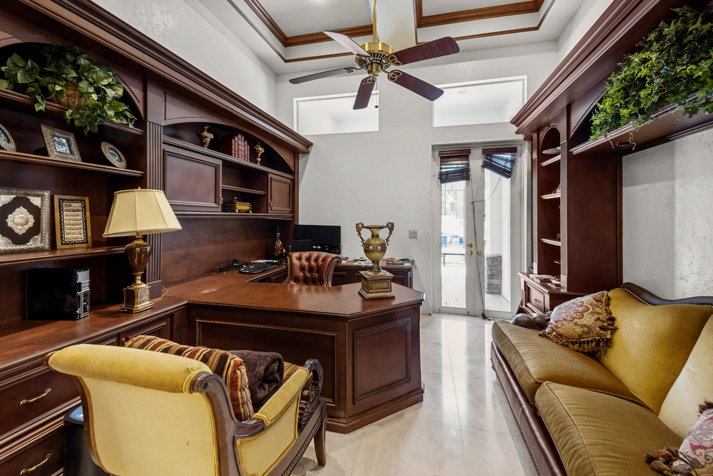 TIERRA DEL REY - Residential Lease