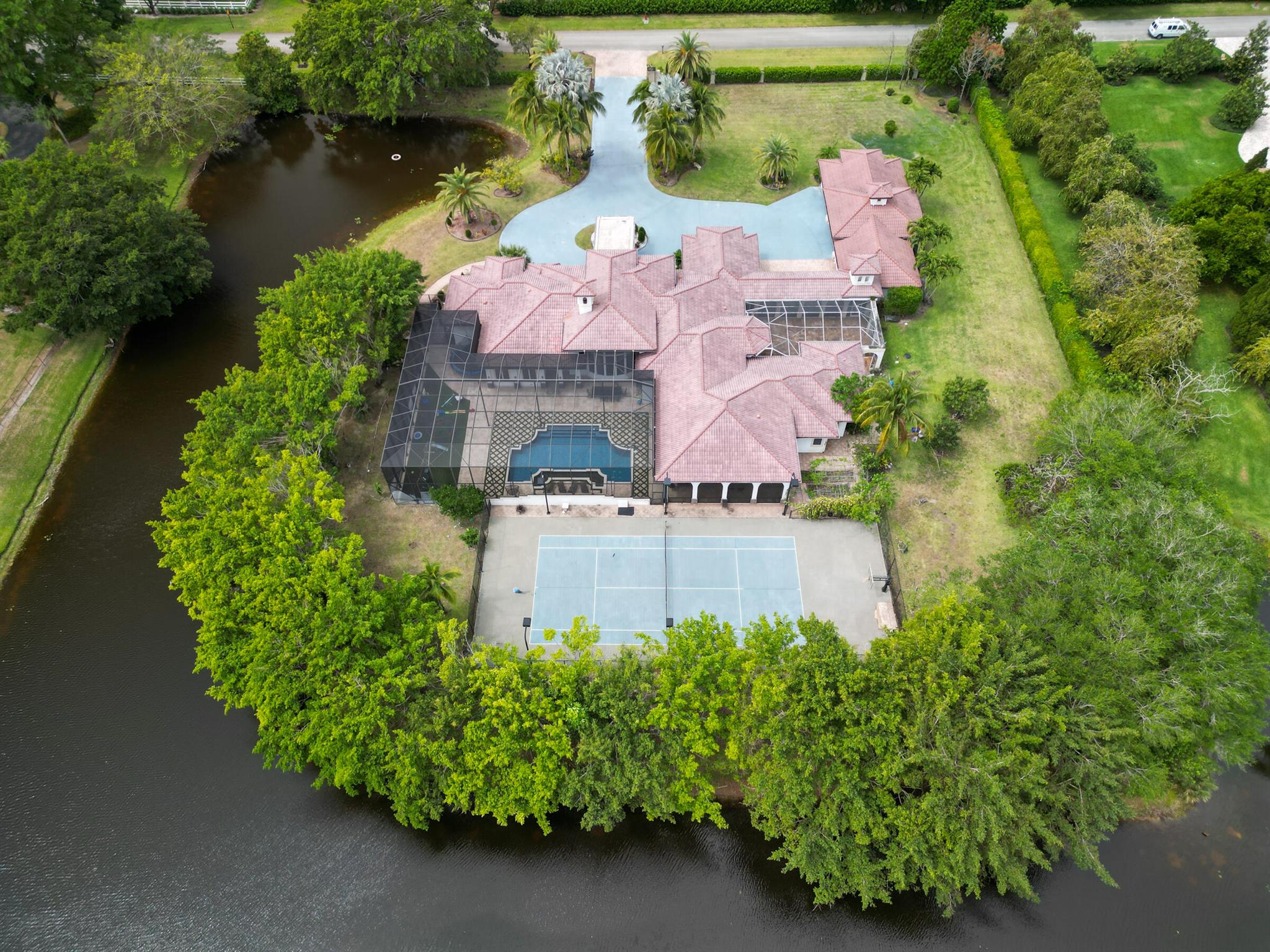 TIERRA DEL REY - Residential Lease