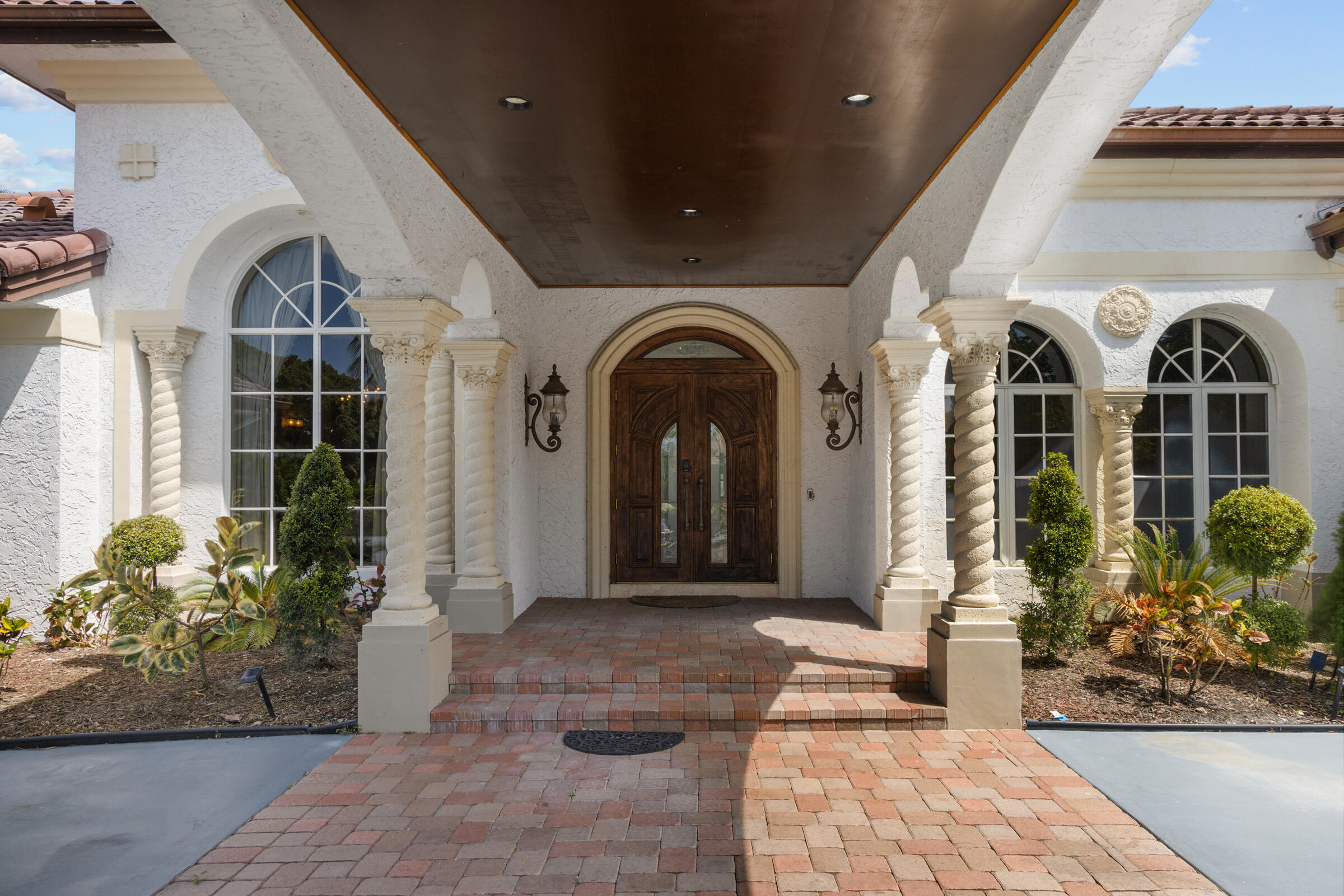 TIERRA DEL REY - Residential Lease