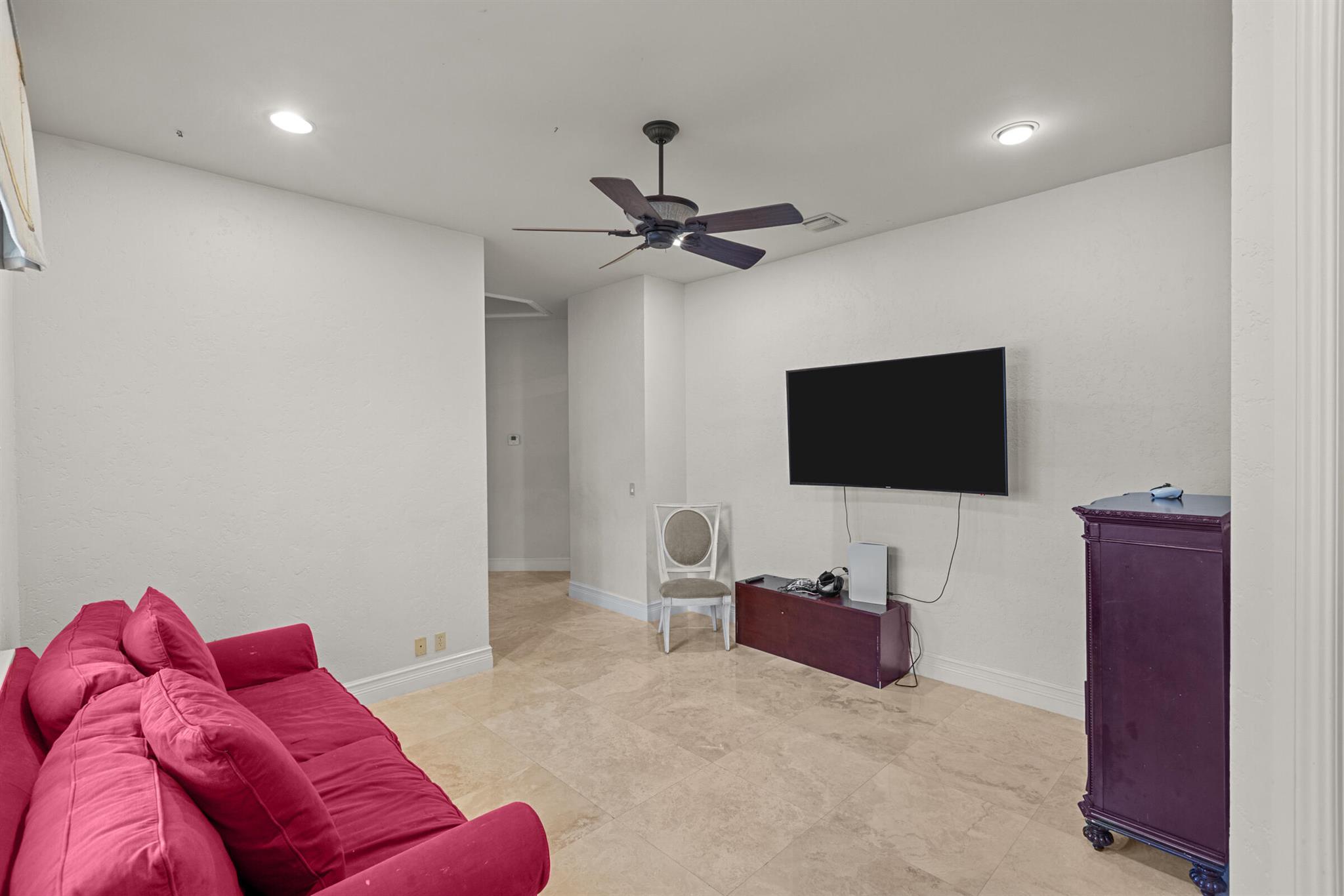 TIERRA DEL REY - Residential Lease