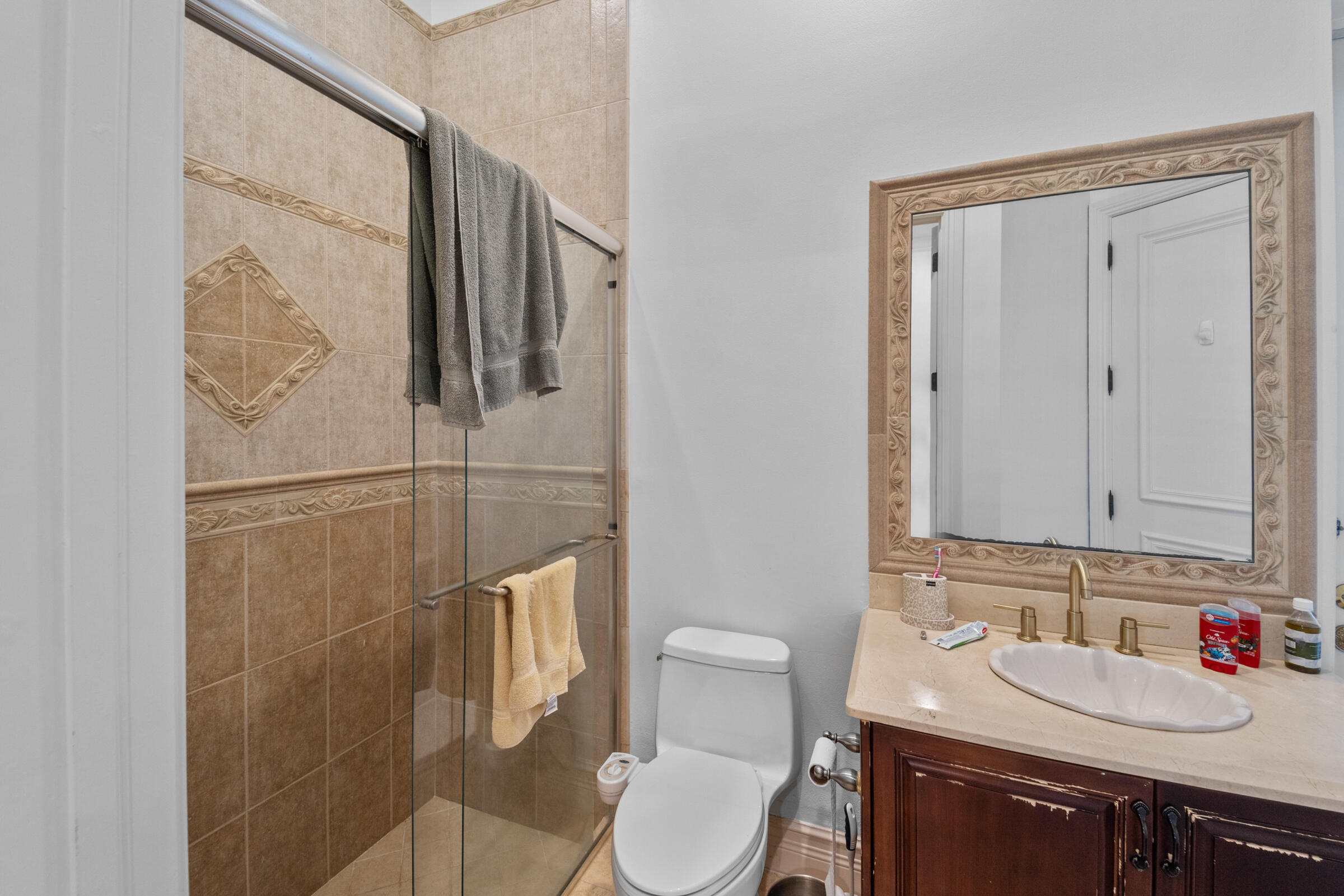 TIERRA DEL REY - Residential Lease